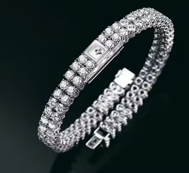 The Modern version of the Calibre 101 in White Gold and Diamonds. Jaeger LeCoultre gifted one of these watches to Her Majesty the Queen in Celebration of her Diamond Jubilee in 2012.